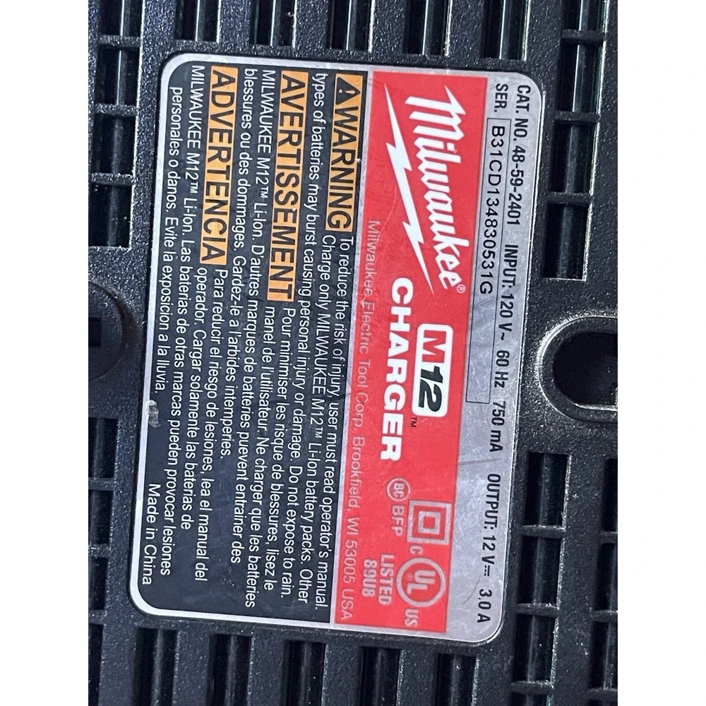 ORIGINAL Milwaukee M12 Battery Charger Original 12V # 48592401